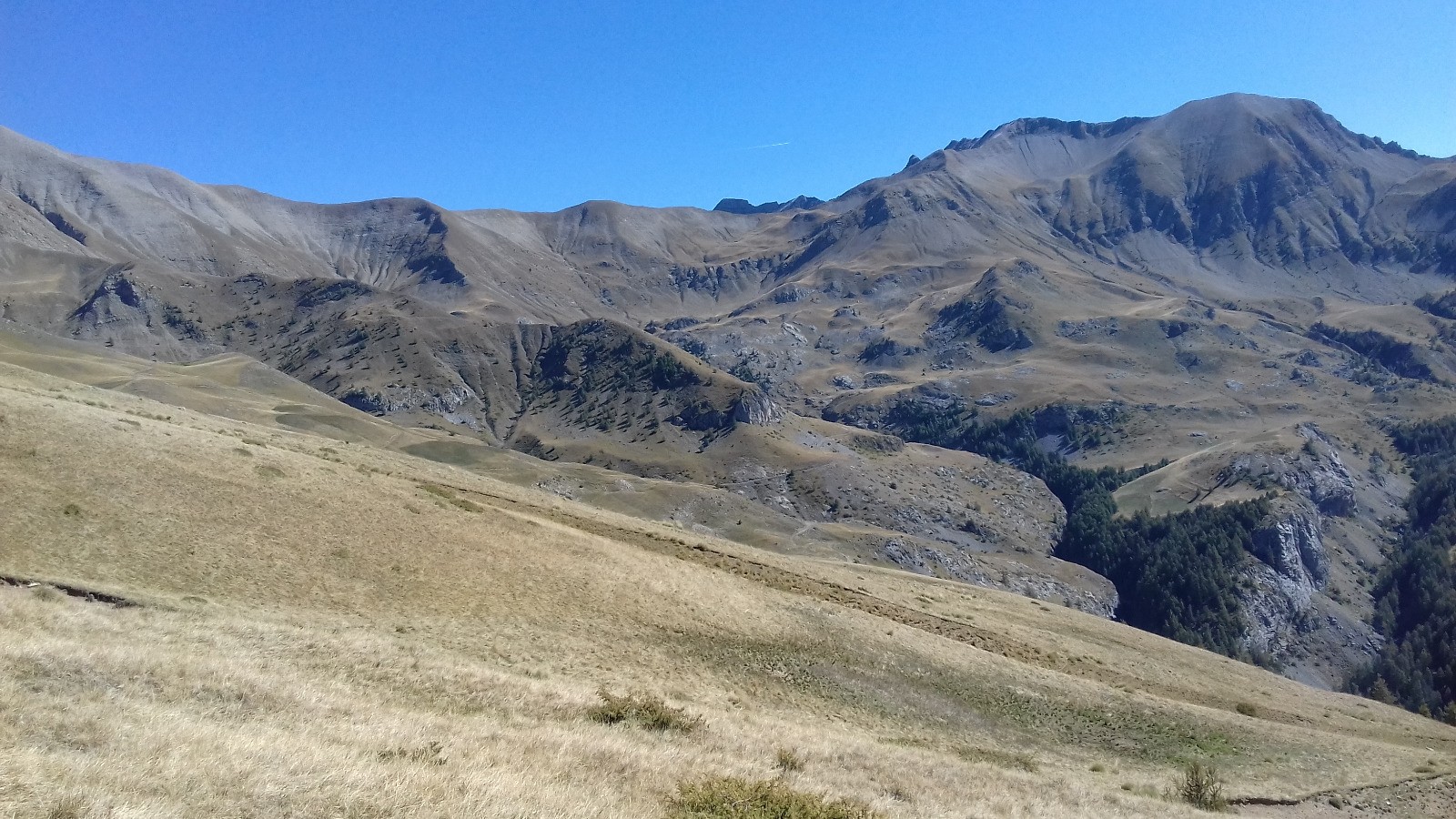 Le fond de la VallÃ©e de la Rouanne