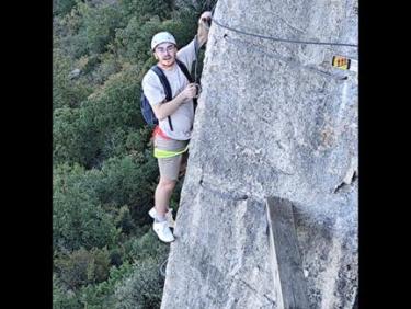 Via Ferrata  avec les fistons parcours gris pour se preparer