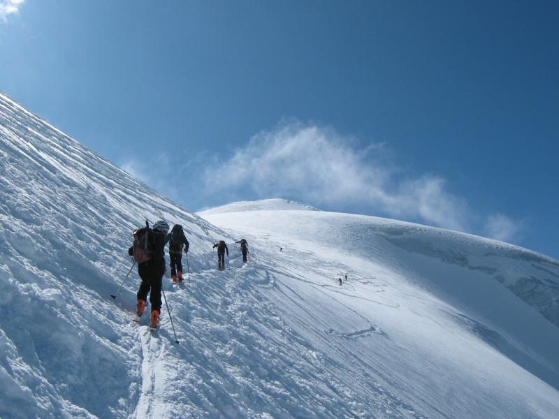 3700m....