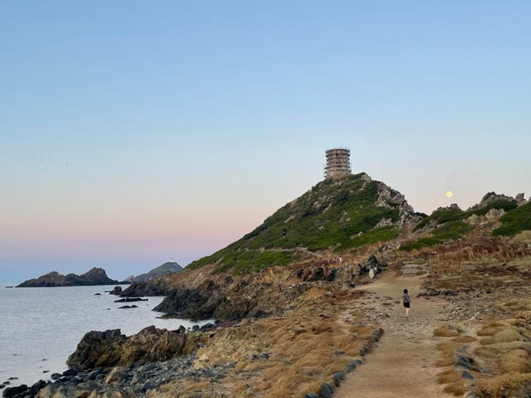 Moonrise, sunset & breakfast 🌅