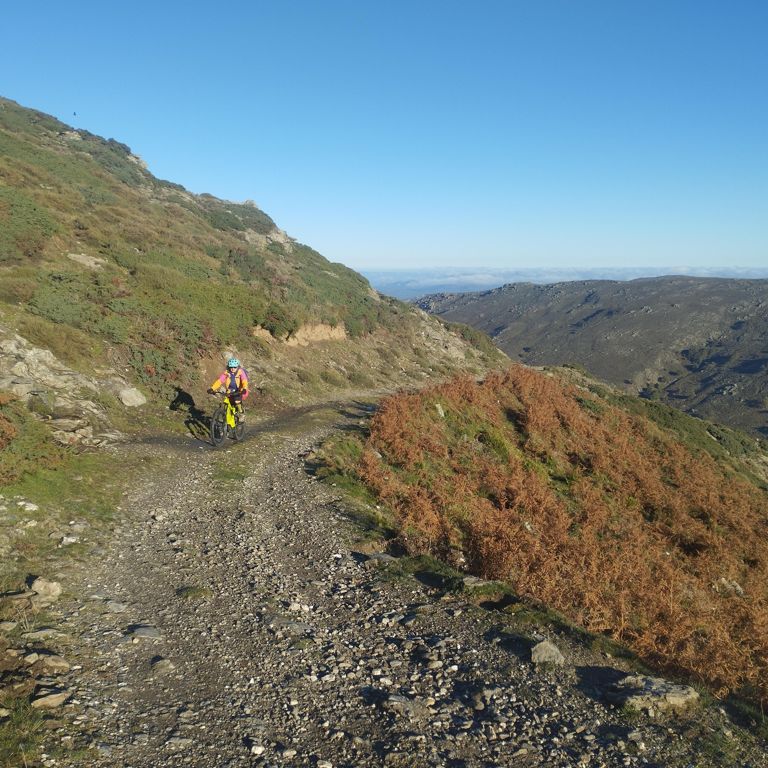 Magnifique boucle avec le sommet de la Sardaigne en prime