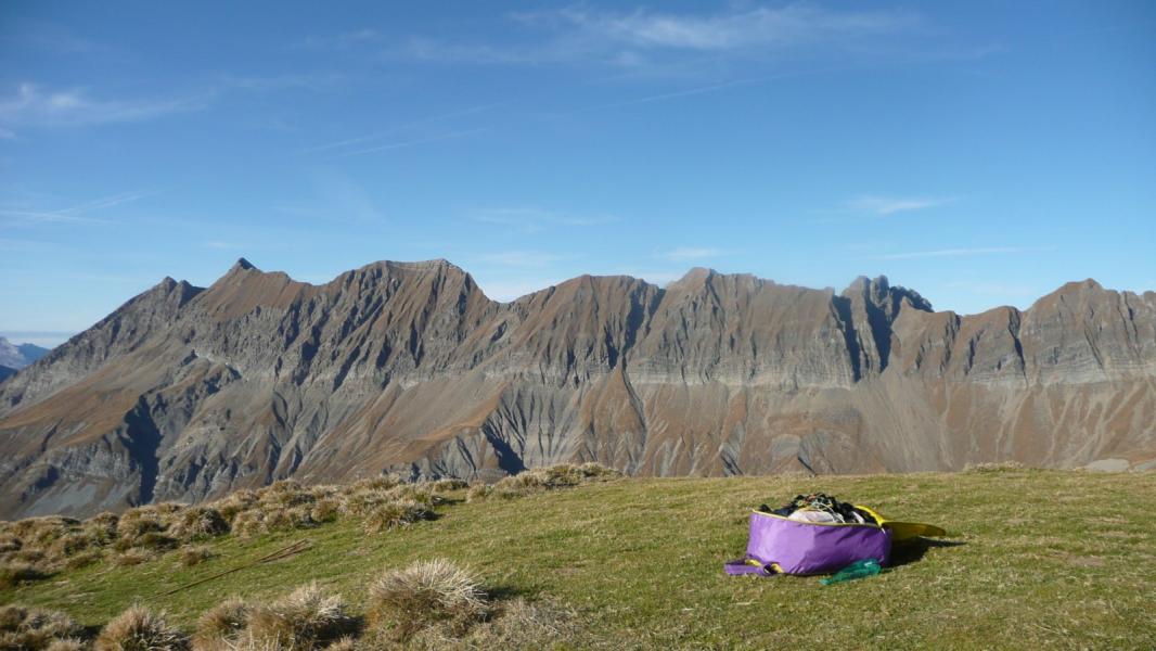 Aire de dépliage au sommet sous les Aravis