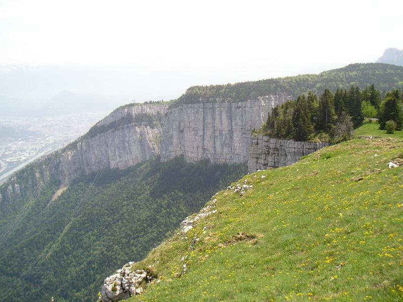 Arrivée à la crête SE de la Sure