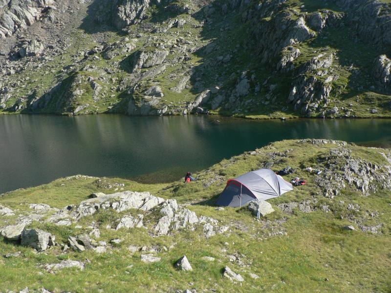 Au bord du Lac David