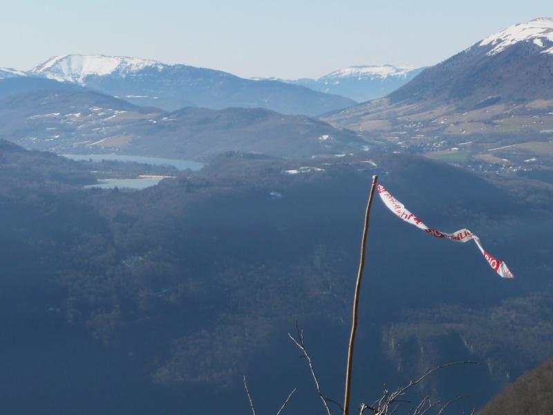 Au loin les lacs de Laffrey