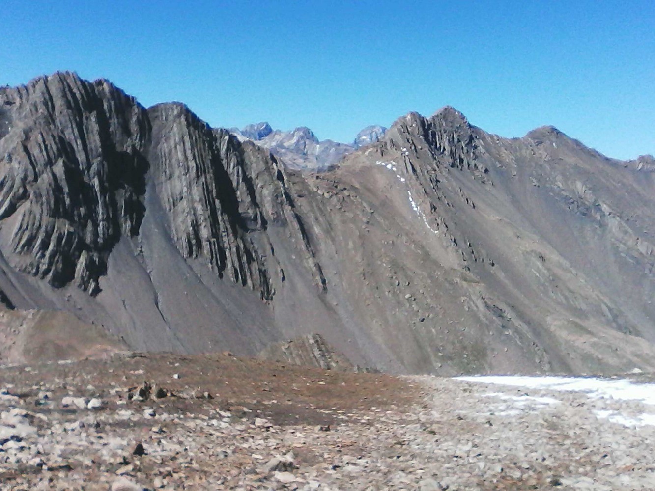 Ã  travers le col de rougnoux : de g Ã  d : les bans - le jocelme - l'ailefroide occidentale