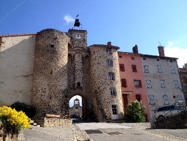 AllÃ¨gre : la Porte de Monsieur