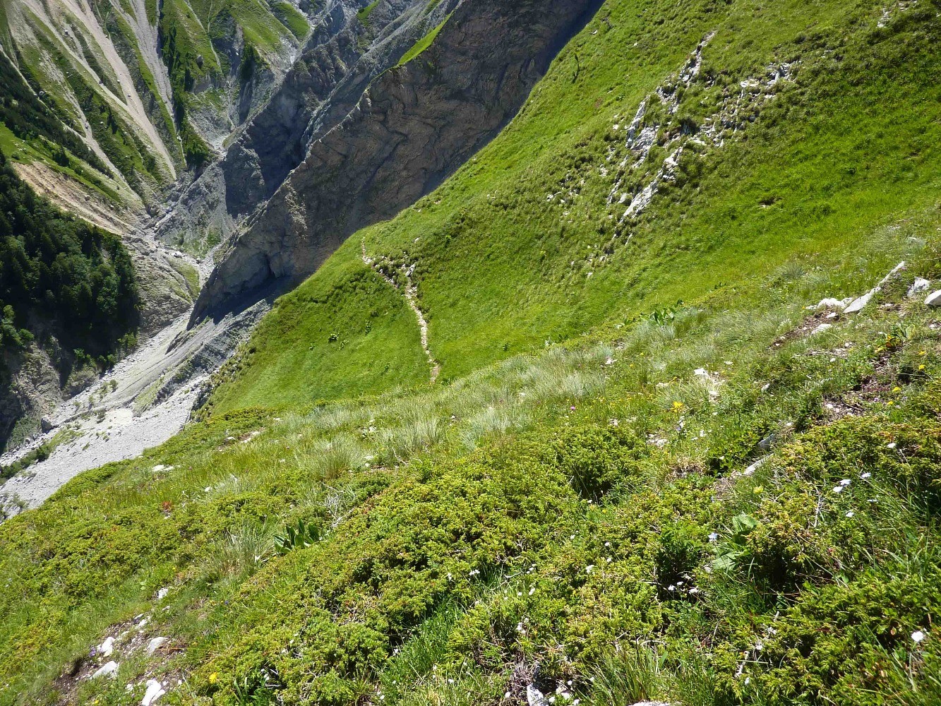 AprÃ¨s le Promontoire, la belle trace qui mÃ¨ne Ã  l'Encoche