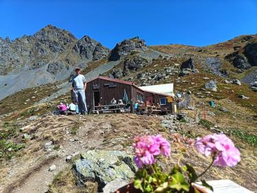 Arrivée au refuge 