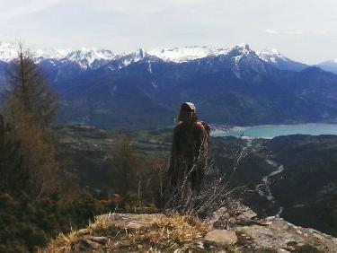 au belvÃ©dÃ¨re , juste avant le sentier en balcon dans les hauts paturages