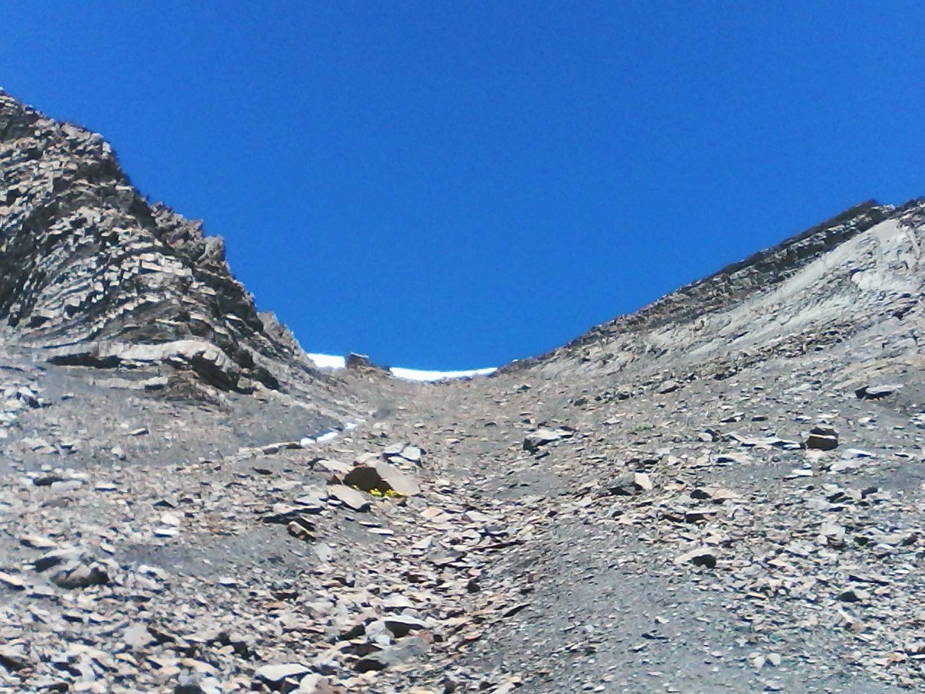 au dÃ©but du dernier tiers du couloir