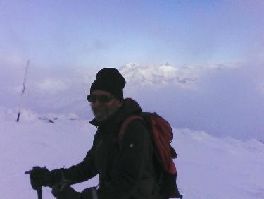 au fond , pics de la font-sancte et pic panestrel