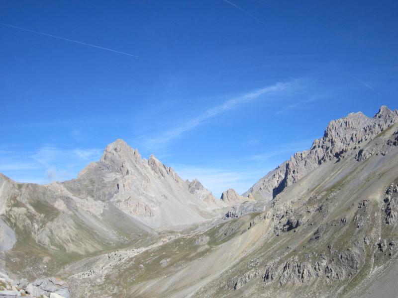 au loin le col de la Portiolette