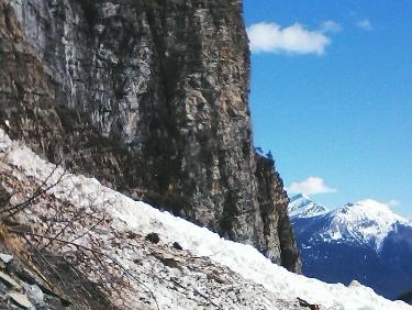 avalanche entre les 2 falaises