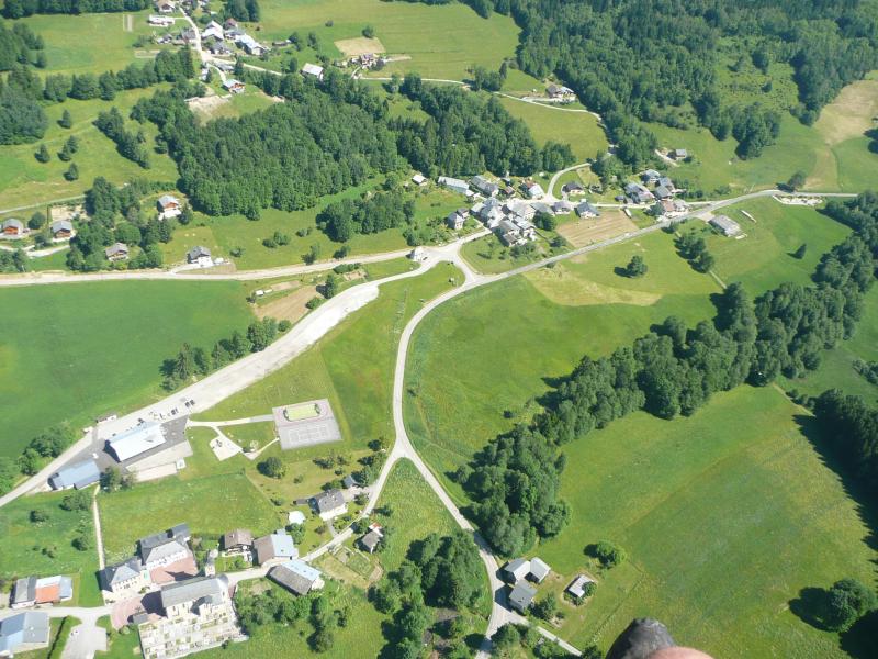 Bourget en Huile vu du ciel