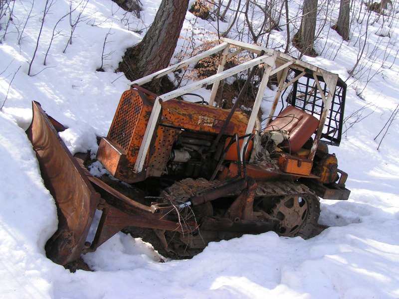 Bulldozer abandonné!!!