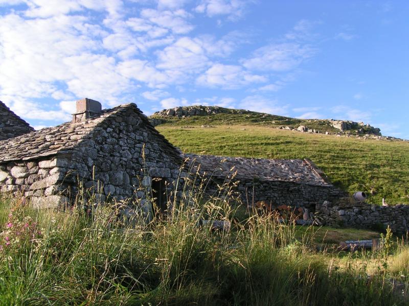 Buron de la Fumade Vieille - Cantal - Façades des