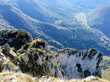 Base jumper
