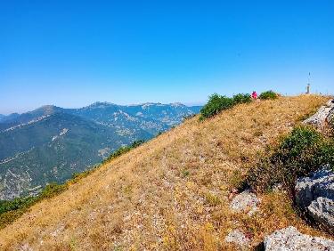 Belle boucle avec descente de pierrier !