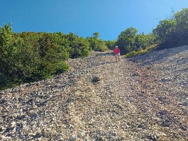 Belle boucle avec descente de pierrier !