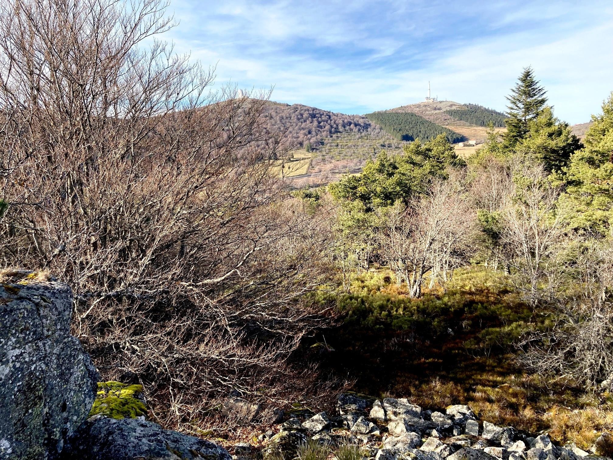 Botte et Oeillon depuis le sommet du Peillouté