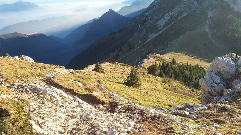Boucle au Pic Saint Michel (descente par le col de l' Arc)