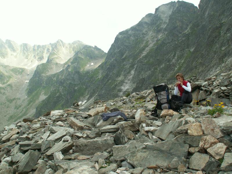 Carole au pied du glacier