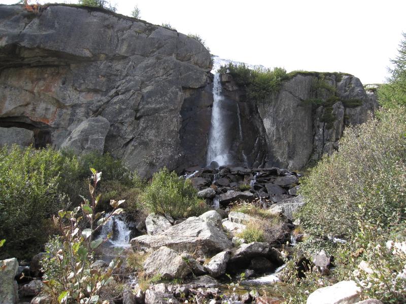 Cascade dans le vallon de Vannino