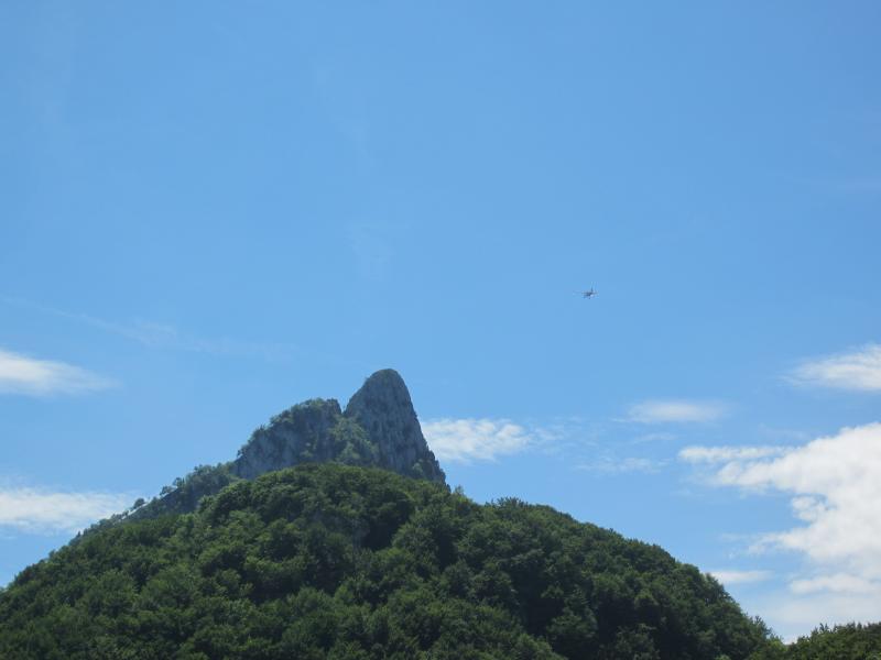 Ciel bleu au dessus de la Dent du Chat