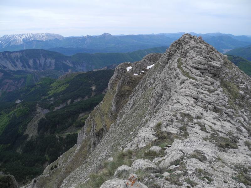 Crête rocheuse sommitale de la Grande Cloche