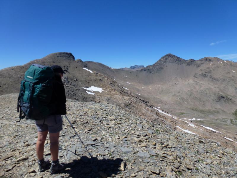 Crêtes de lauzes rousses
