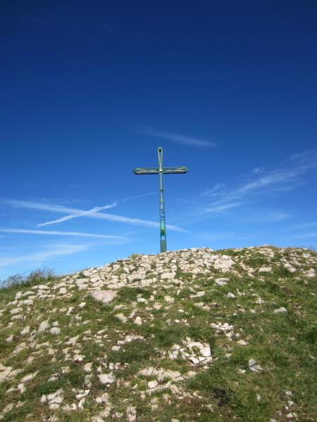 Croix sommitale