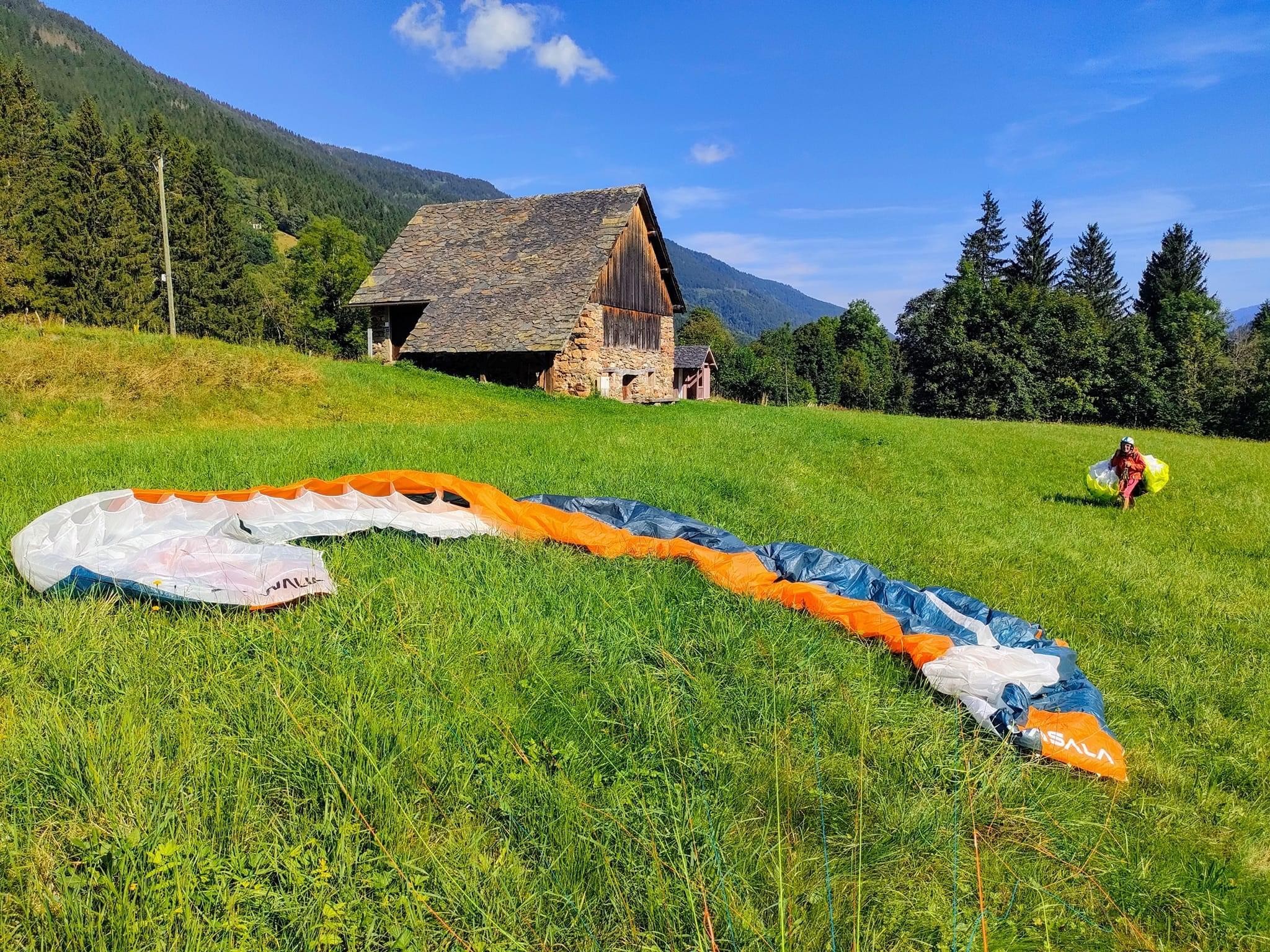 Ça plane sur la Croix