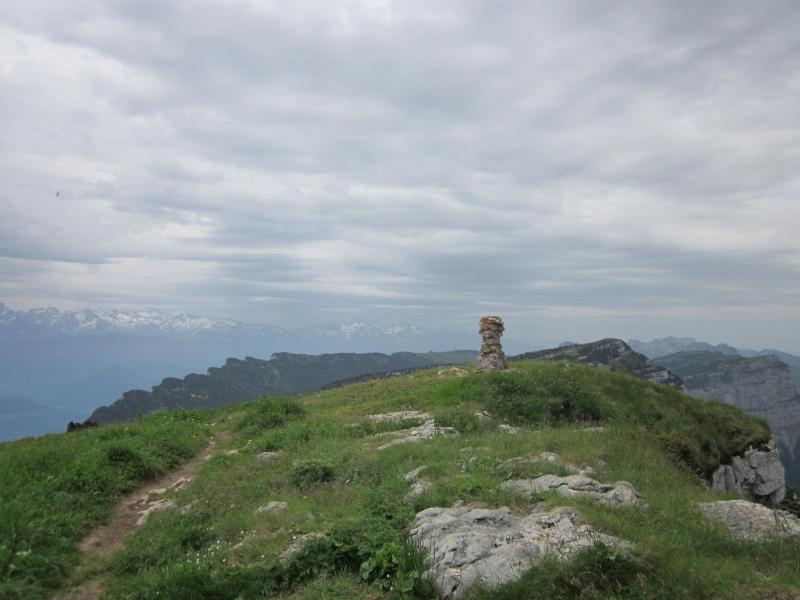cairn sommital