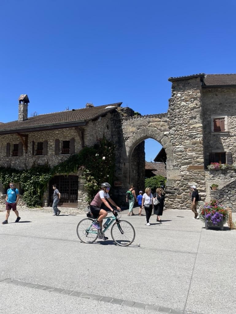 Charmante bourgade à touristes ... 
