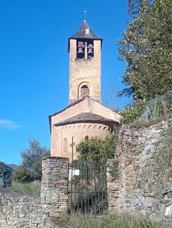 La charmante chapelle de Cazarilh 