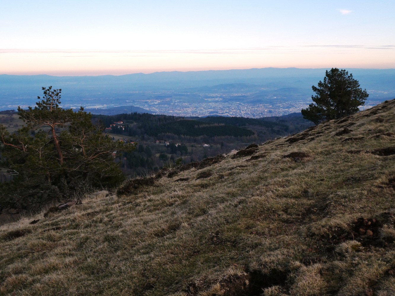 Clermont-Ferrand depuis le Pariou