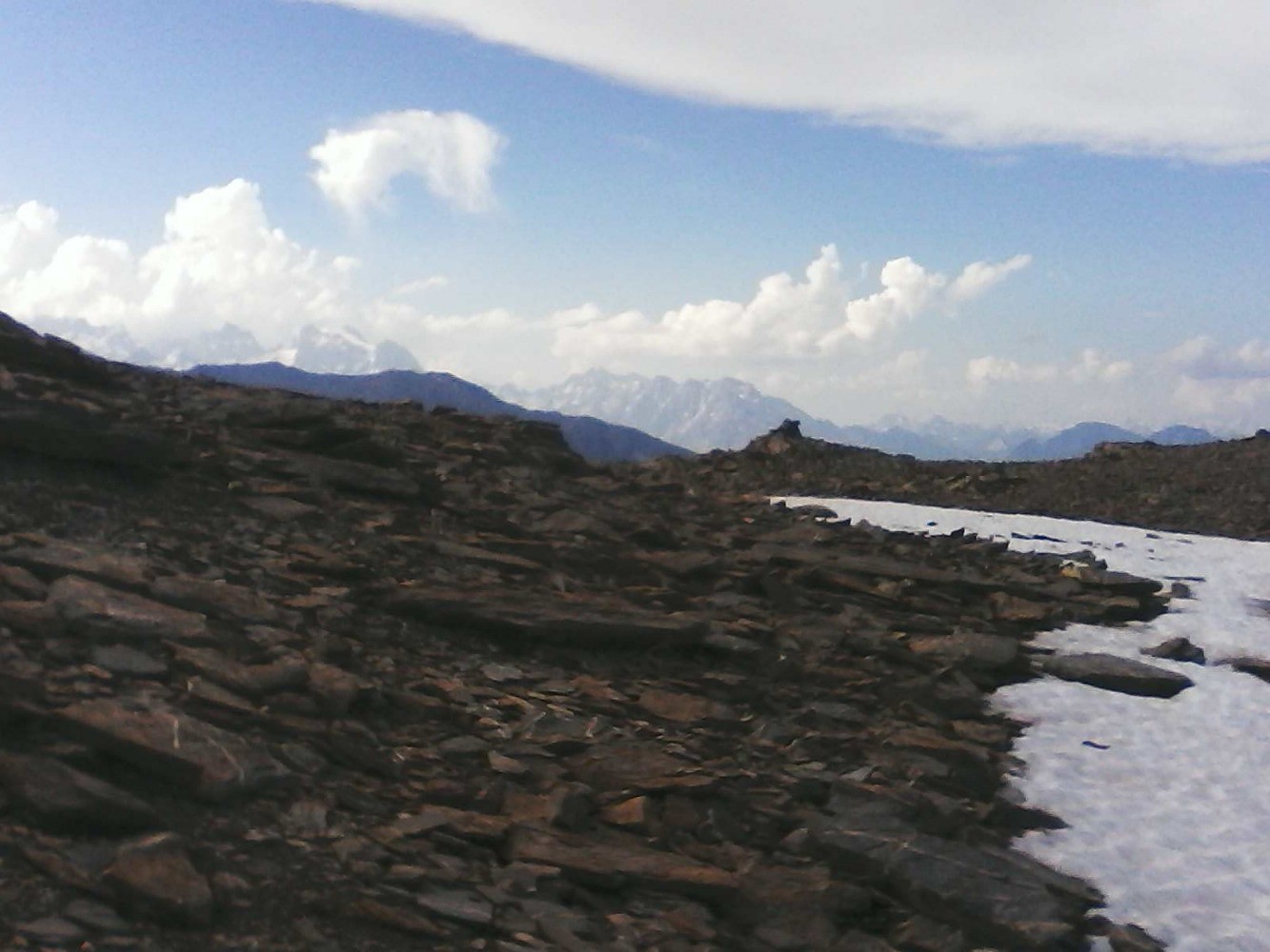 col de rougnous- vers le massif du pelvoux , et les "agneaux" Ã  D