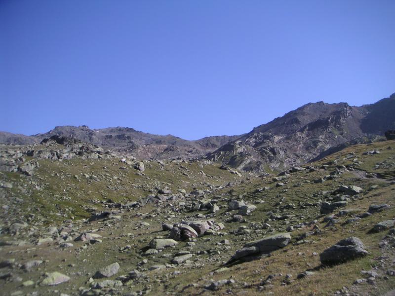 col au loin