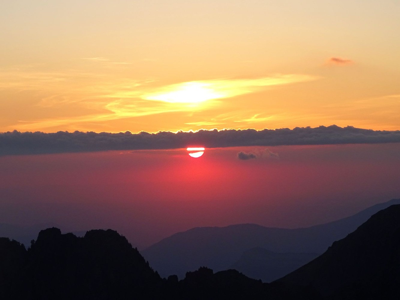 Coucher de soleil sur fond de Grand Perlet