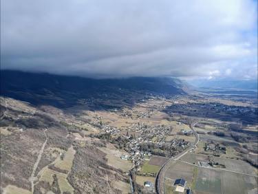 Coup de poker à Montlambert