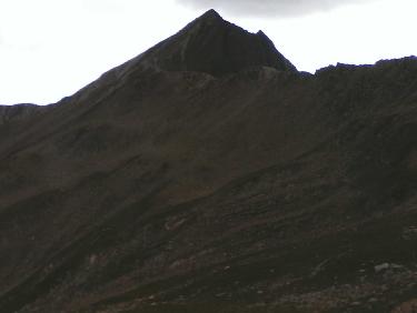 crÃªte et arÃªte nord , arÃªte est Ã  G  ; sombre Ã  vous faire frÃ©mir....
