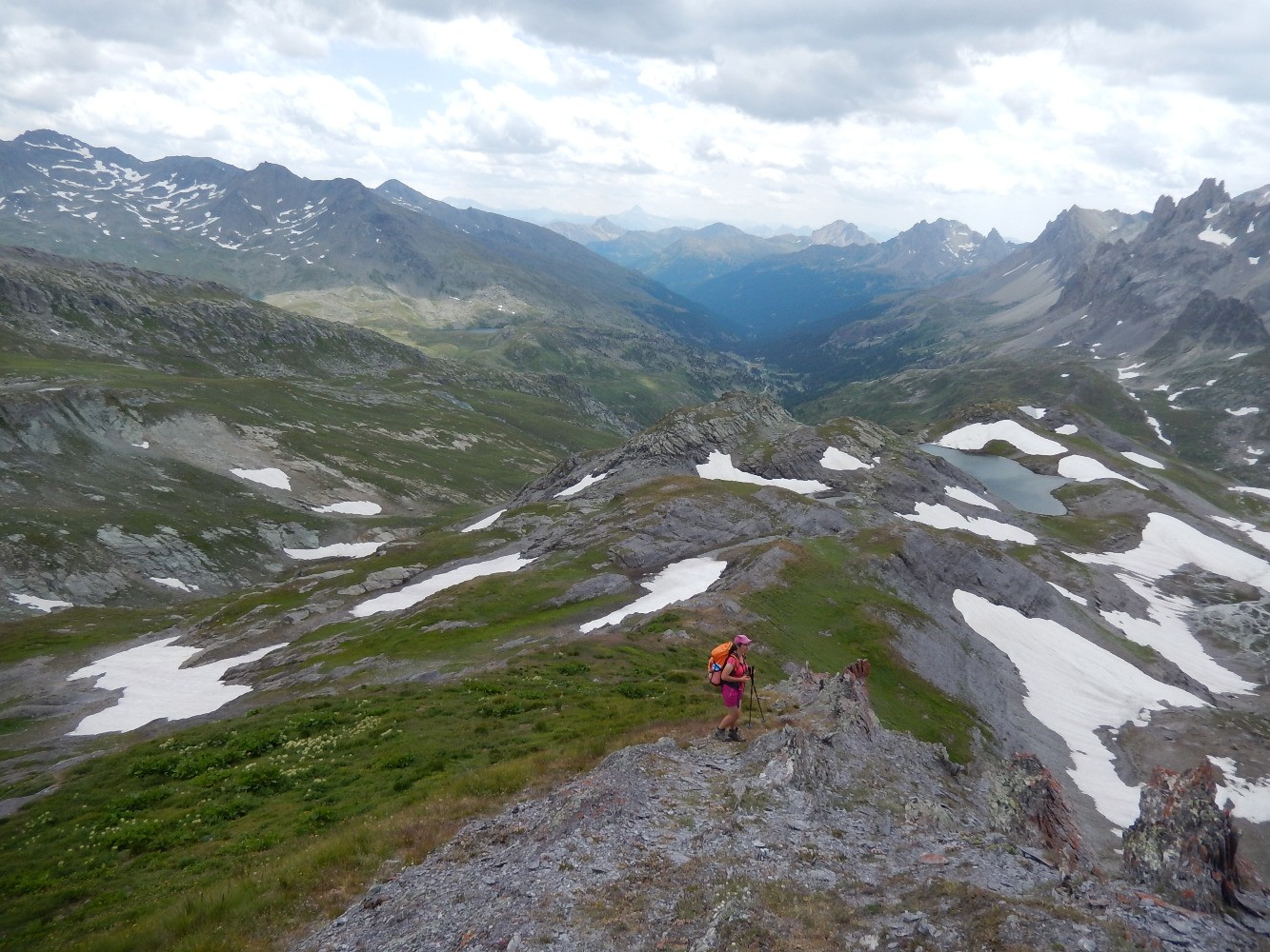 CrÃªte sud de la pointe de Rochachille et lac Biron