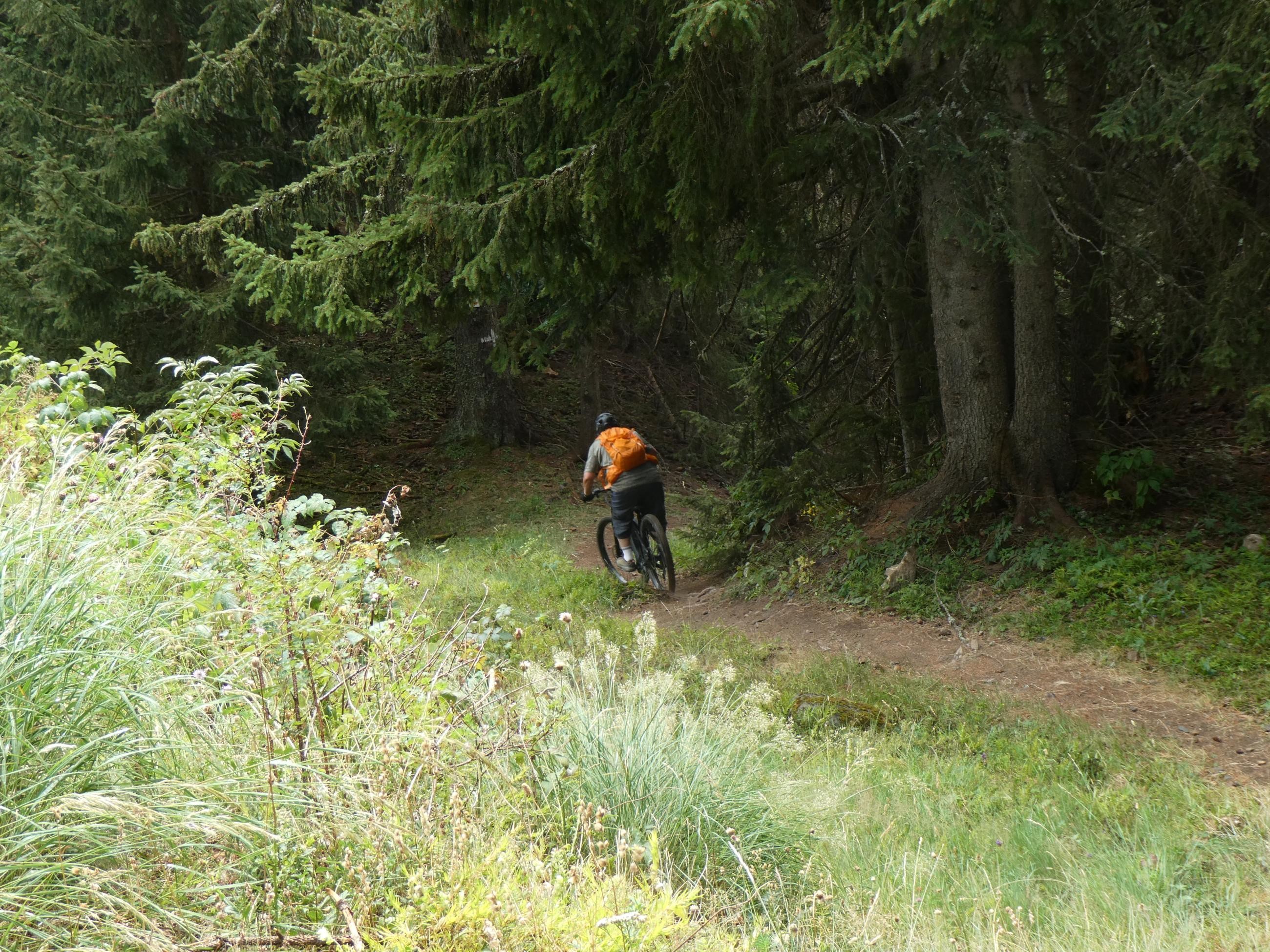 Le Cuchet depuis Bessans, descente par Pré Camois et les Fontaines.