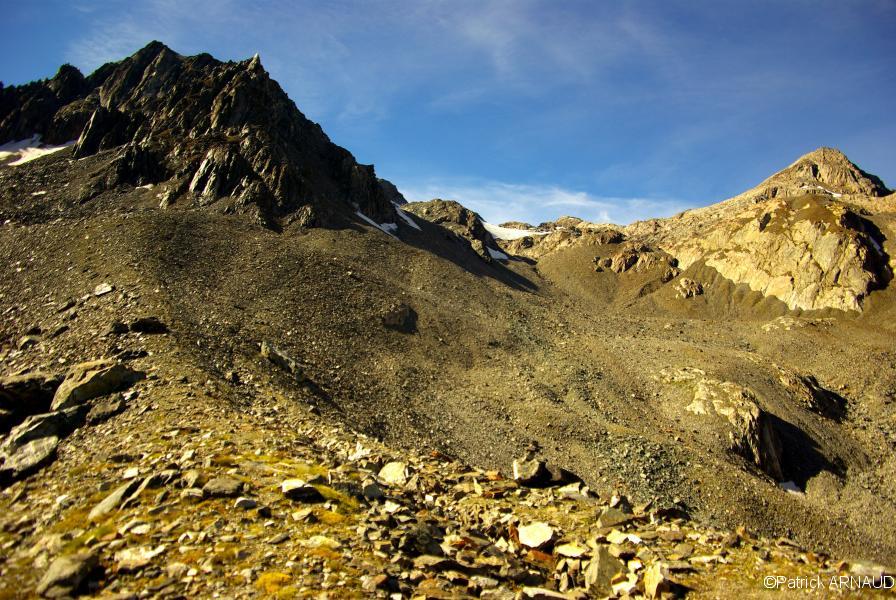 Dans la montée vers 2400 m