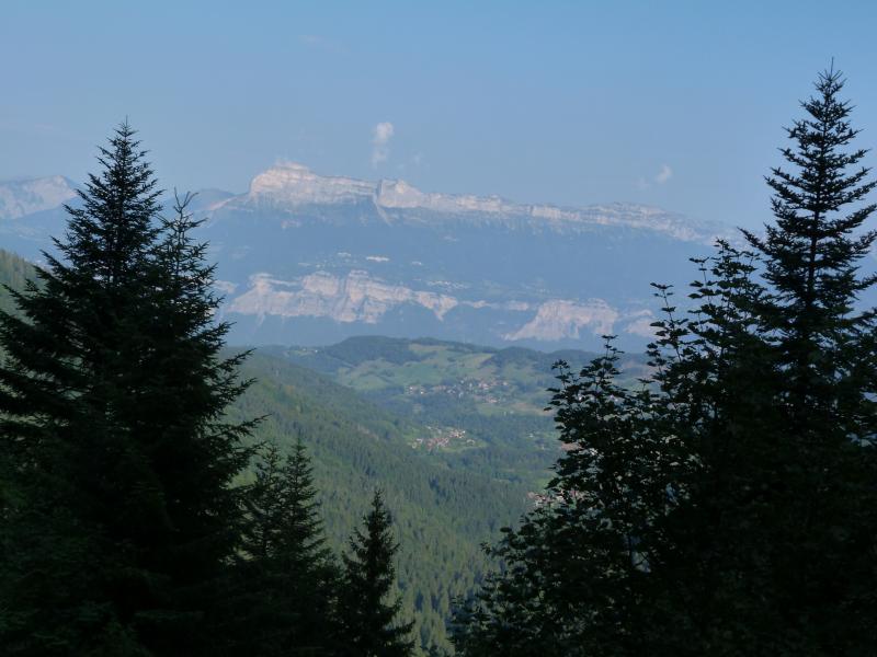 Dent de Crolles dans la brume