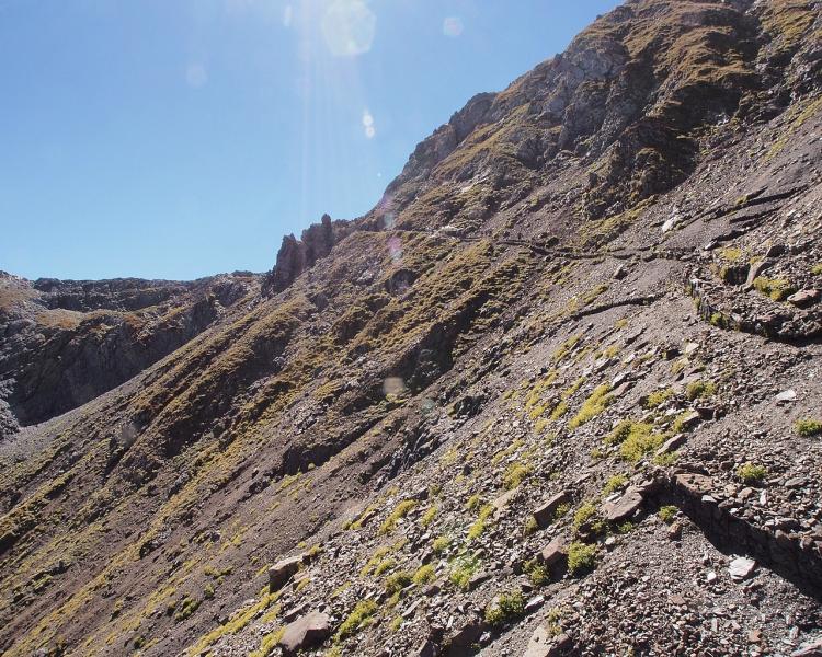 Descente en versant Est