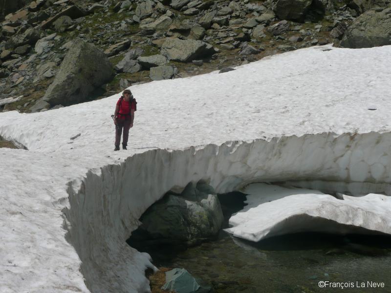 Descente sur la vallée des Merveilles