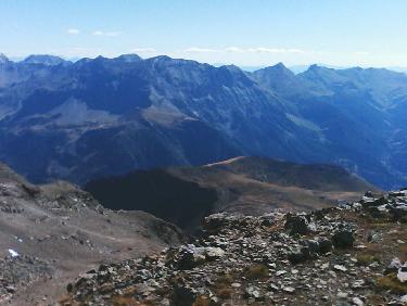 de g Ã  d : le mourre froid- l&apos;homme- la pointe Reyna- la diablÃ©e- le garabrut ..... l&apos; Aiguille et le barle