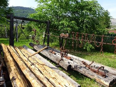 DÃ©monstration chez Monsieur Pierre Para du fonctionnement du tÃ©lÃ©phÃ©rique forestier